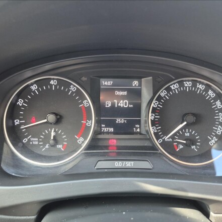 1,2 TSI 81kW 4válec S.KNIHA 1.MAJITELKA