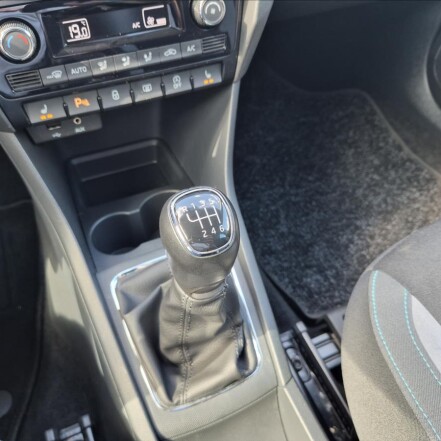 1,2 TSI 81kW 4válec S.KNIHA 1.MAJITELKA