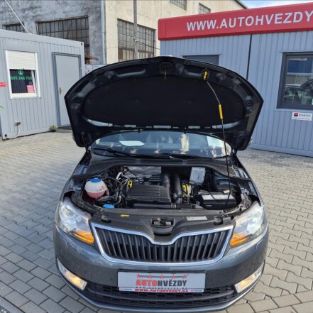 1,2 TSI 81kW 4válec S.KNIHA 1.MAJITELKA