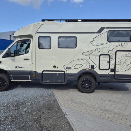 XTURA+ 686 EF 4x4 Adventure