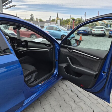 2,0 TSI RS 180 AT7 1.MAJITEL PO SERVISE