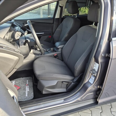 1,6 EcoBoost Titanium ČR 2.majitel