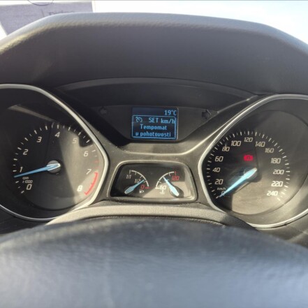 1,6 EcoBoost Titanium ČR 2.majitel