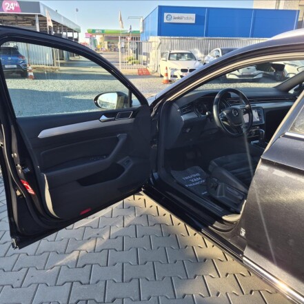 2,0 TDI B8 DSG7 Highline