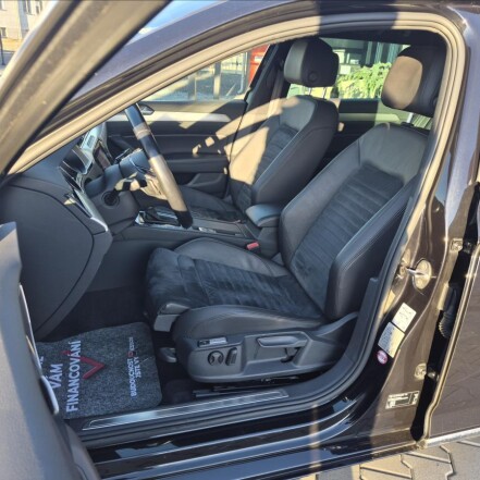 2,0 TDI B8 DSG7 Highline