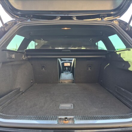 2,0 TDI B8 DSG7 Highline