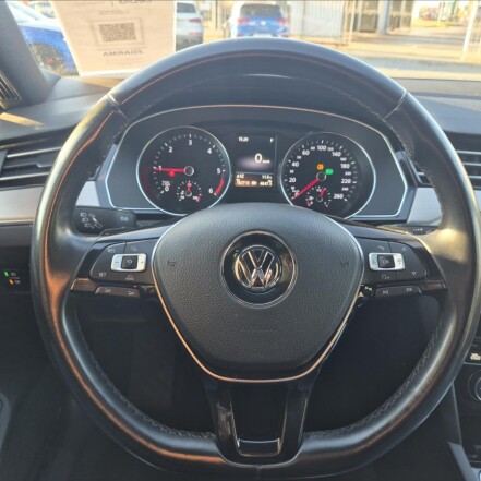 2,0 TDI B8 DSG7 Highline