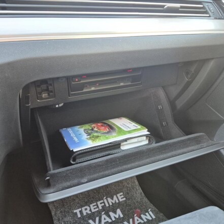 2,0 TDI B8 DSG7 Highline
