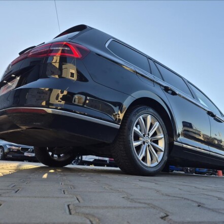 2,0 TDI B8 DSG7 Highline