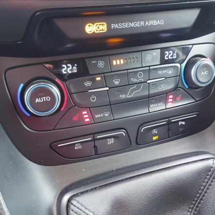 1,5 TDCI 88KW NEZ.TOPENÍ 1.MAJITEL