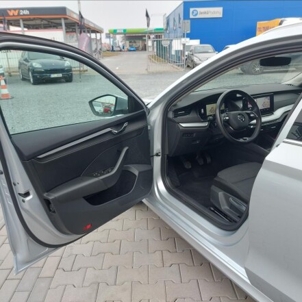 2,0 TDI STYLE FUL LED S.KNIHA