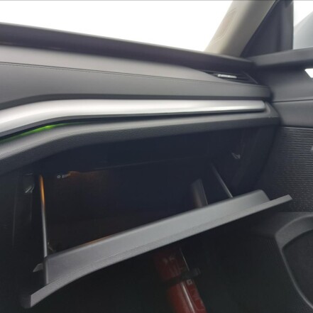 2,0 TDI STYLE FUL LED S.KNIHA