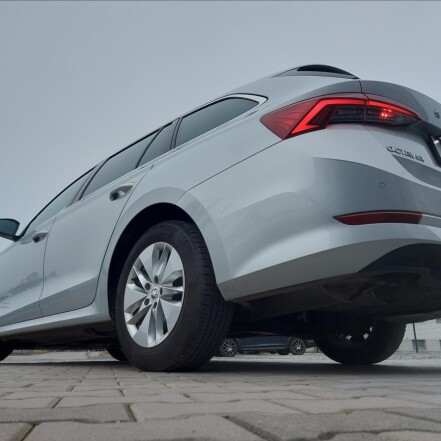 2,0 TDI STYLE FUL LED S.KNIHA