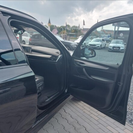 30d xDrive M-Sport NEZ.TOPENÍ