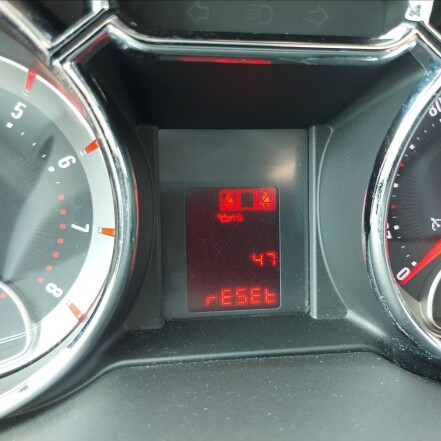 1,2 Jam S.KNIHA 1.MAJITELKA