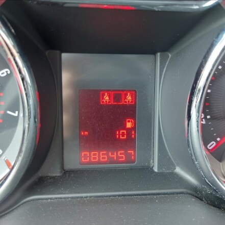 1,2 Jam S.KNIHA 1.MAJITELKA