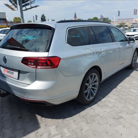 2,0 TDI DSG NAVI TAŽNÉ KAMERA