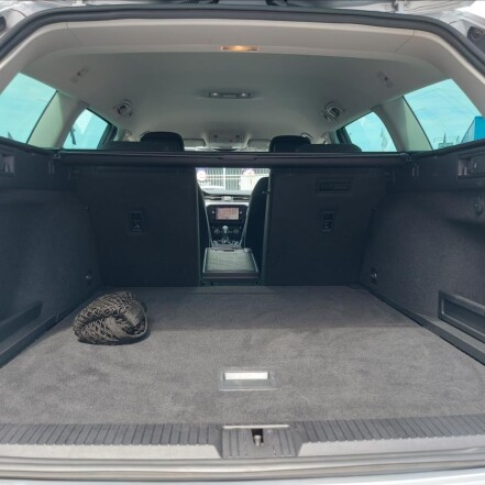 2,0 TDI DSG NAVI TAŽNÉ KAMERA