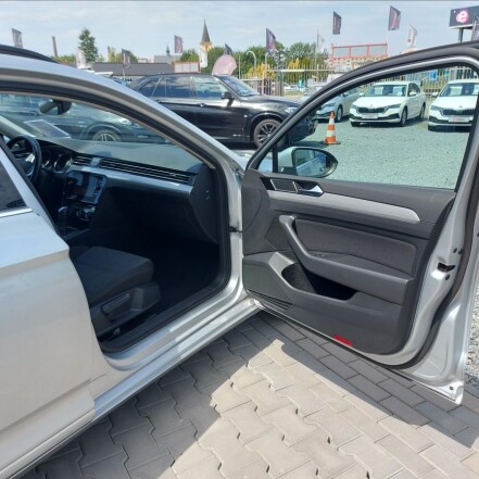 2,0 TDI DSG NAVI TAŽNÉ KAMERA