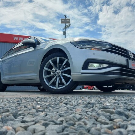 2,0 TDI DSG NAVI TAŽNÉ KAMERA