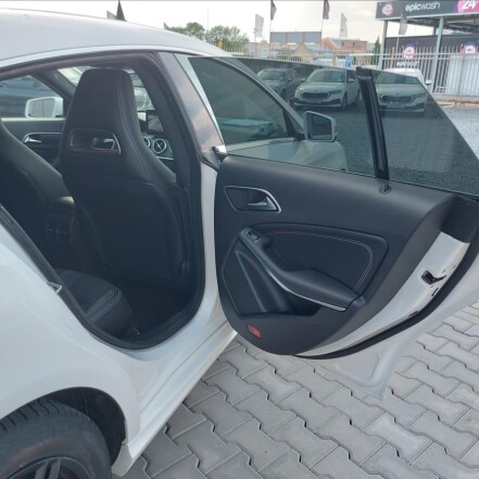 200d Shooting Brake S.HISTORIE