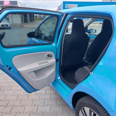 0,0 SOH 90%Shark Decor S.KNIHA