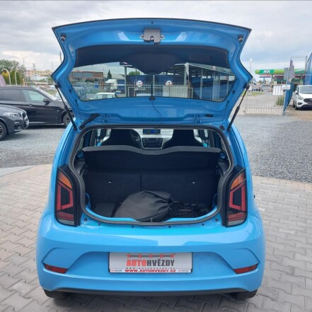 0,0 SOH 90%Shark Decor S.KNIHA