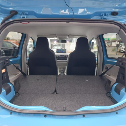 0,0 SOH 90%Shark Decor S.KNIHA