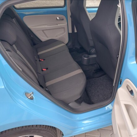 0,0 SOH 90%Shark Decor S.KNIHA