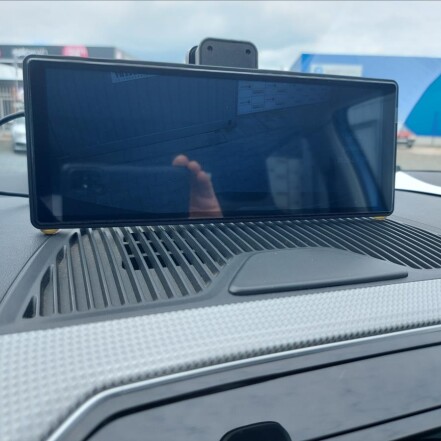 0,0 SOH 90%Shark Decor S.KNIHA