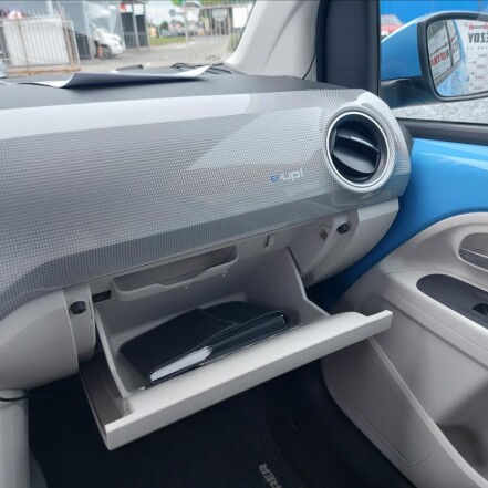 0,0 SOH 90%Shark Decor S.KNIHA