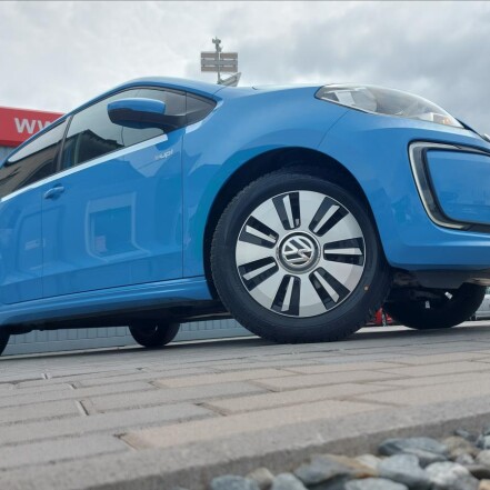 0,0 SOH 90%Shark Decor S.KNIHA