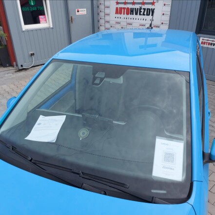 0,0 SOH 90%Shark Decor S.KNIHA