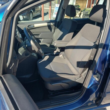 1,9 CDTI Automat 7MÍST ČR