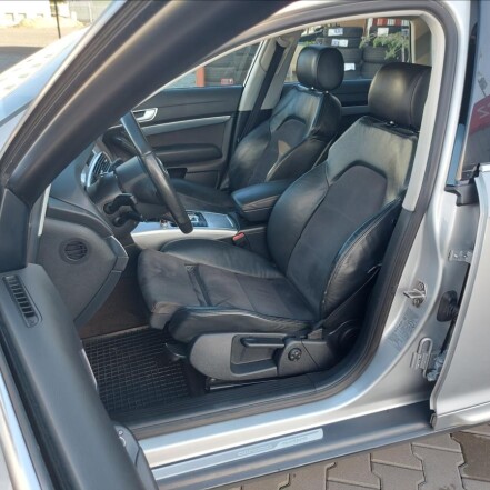 3,0 TDI V6 QUATTRO 6°MANUÁL S.KNIHA