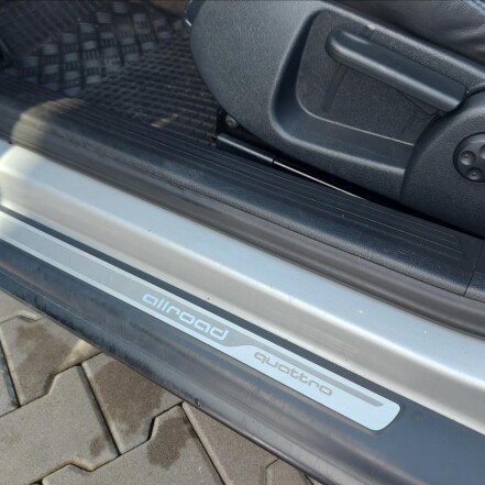 3,0 TDI V6 QUATTRO 6°MANUÁL S.KNIHA