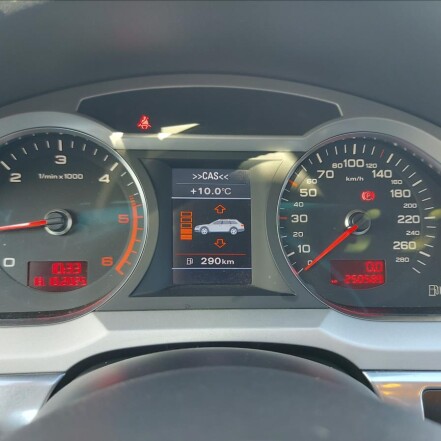 3,0 TDI V6 QUATTRO 6°MANUÁL S.KNIHA