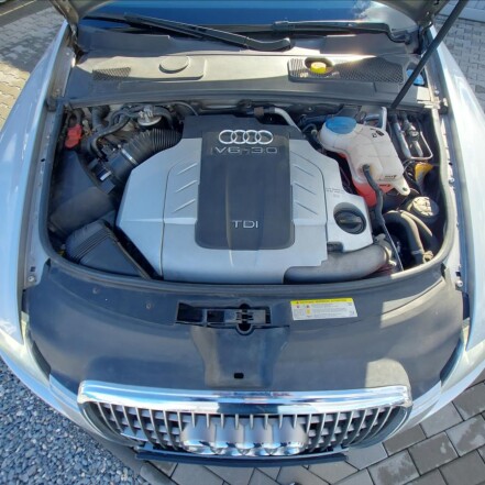 3,0 TDI V6 QUATTRO 6°MANUÁL S.KNIHA