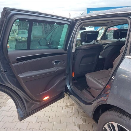 2,0 dCi 4Control Initiale Paris S.KNIHA