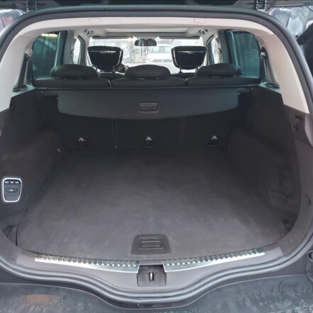 2,0 dCi 4Control Initiale Paris S.KNIHA