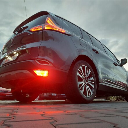 2,0 dCi 4Control Initiale Paris S.KNIHA