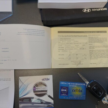 2,5 CRDi 6míst ČR 2.majitel S.KNIHA