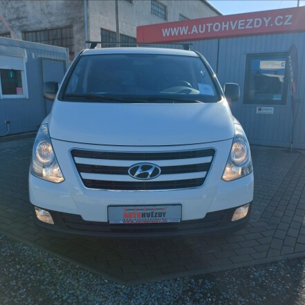 2,5 CRDi 6míst ČR 2.majitel S.KNIHA