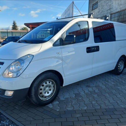 2,5 CRDi 6míst ČR 2.majitel S.KNIHA