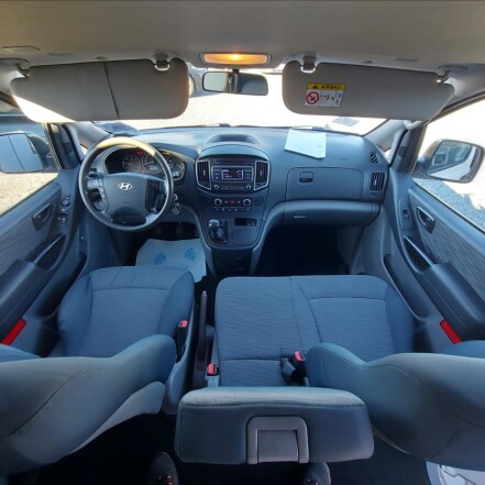 2,5 CRDi 6míst ČR 2.majitel S.KNIHA