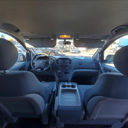 2,5 CRDi 6míst ČR 2.majitel S.KNIHA