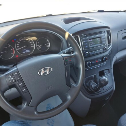 2,5 CRDi 6míst ČR 2.majitel S.KNIHA