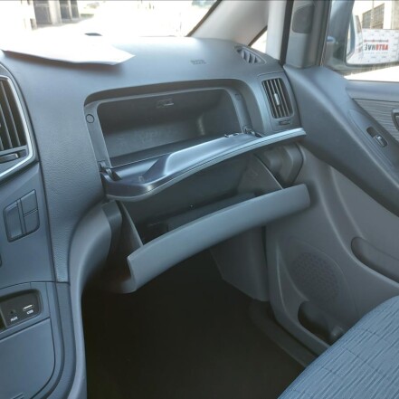 2,5 CRDi 6míst ČR 2.majitel S.KNIHA