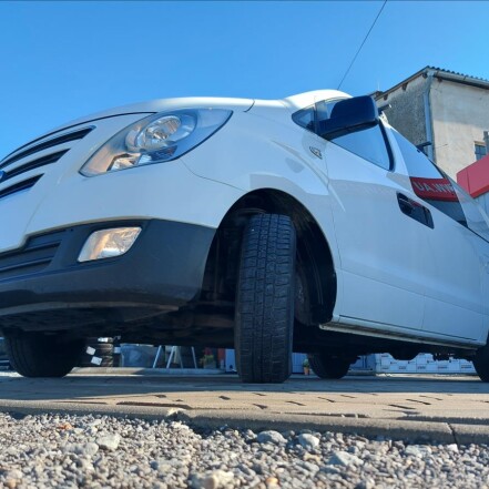 2,5 CRDi 6míst ČR 2.majitel S.KNIHA