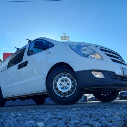 2,5 CRDi 6míst ČR 2.majitel S.KNIHA